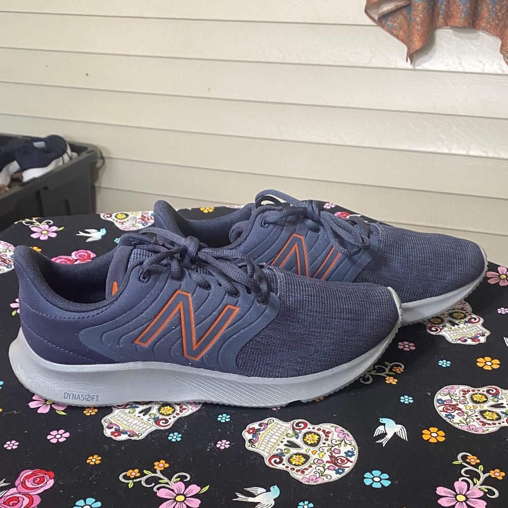 New Balance 890v7 Men’s Running Shoes - Size 9